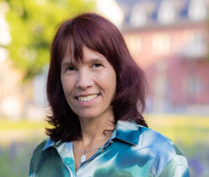 Dr. Alexandra Tomerius